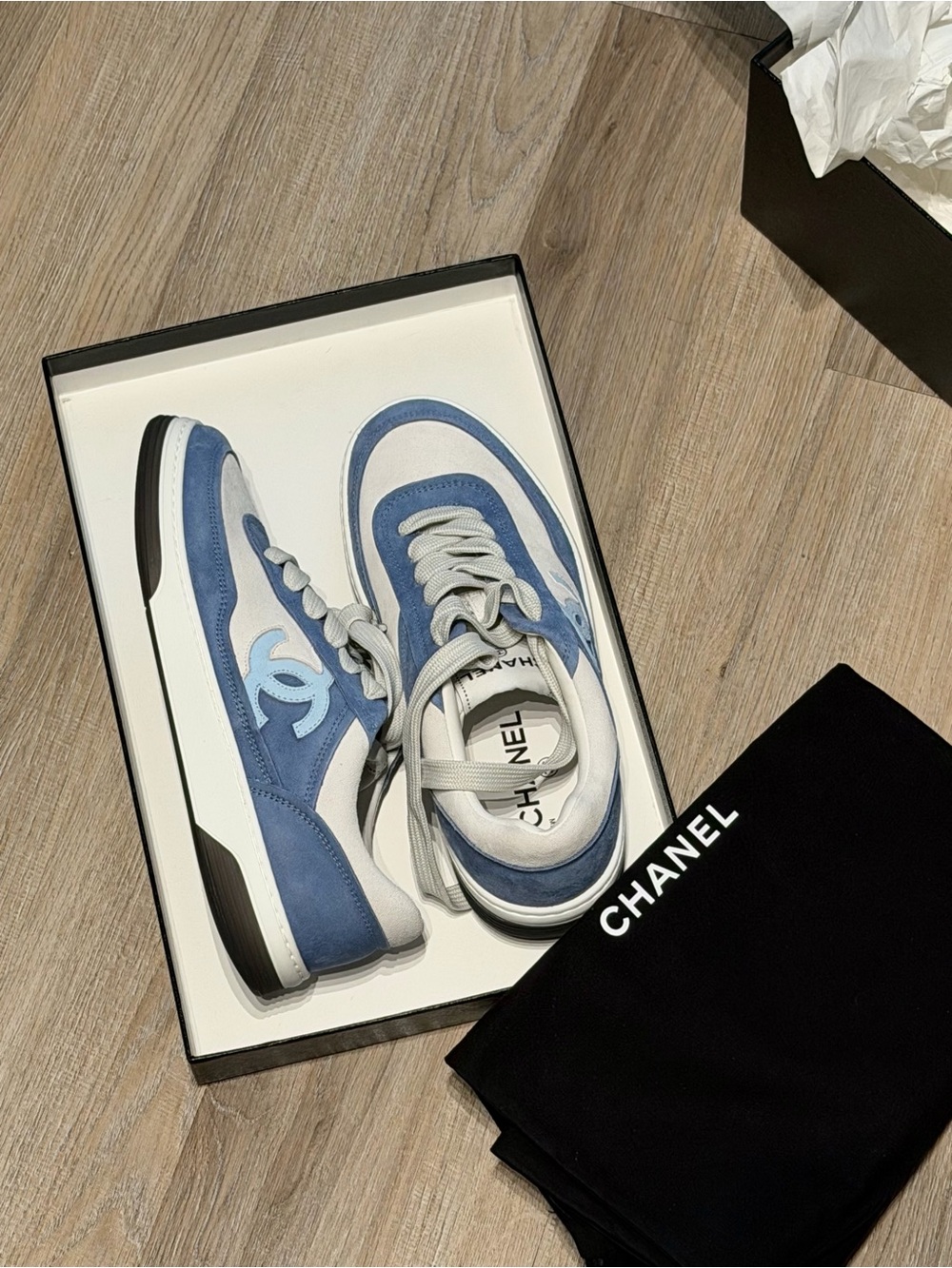 CHANEL 23P Low Top Lace-Up Logo Sneakers Rubber Sole Blue/White with New Box